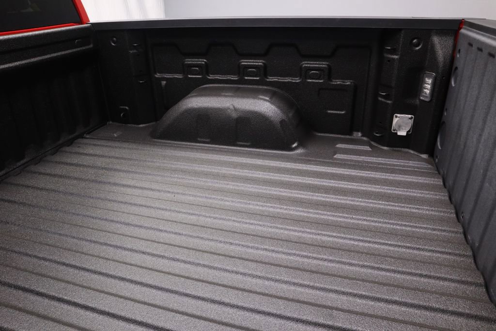Used 2023 GMC Sierra 1500 SLE AWD/4WD image 14