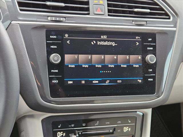 Used 2024 Volkswagen Tiguan SE FWD image 11