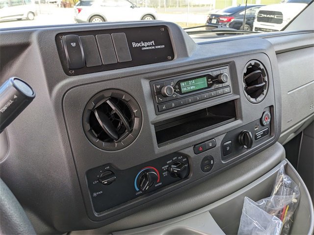 Certified 2023 Ford E-350 and Econoline 350 Super Duty w/ Driver's Safety Package image 19
