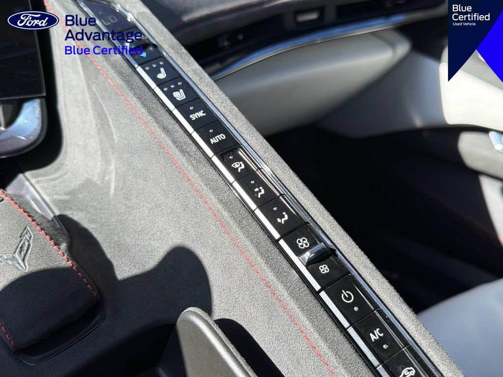 Used 2023 Chevrolet Corvette Stingray Premium Conv RWD image 27