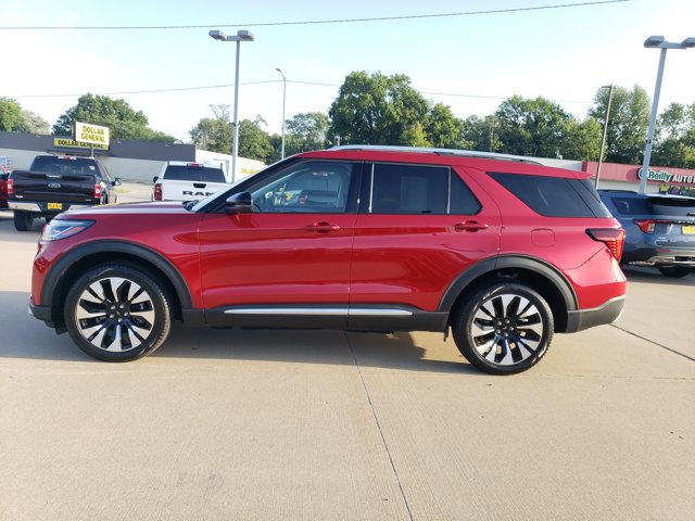 Certified 2026 Ford Explorer Platinum w/ LUX Leather Package AWD/4WD image 4
