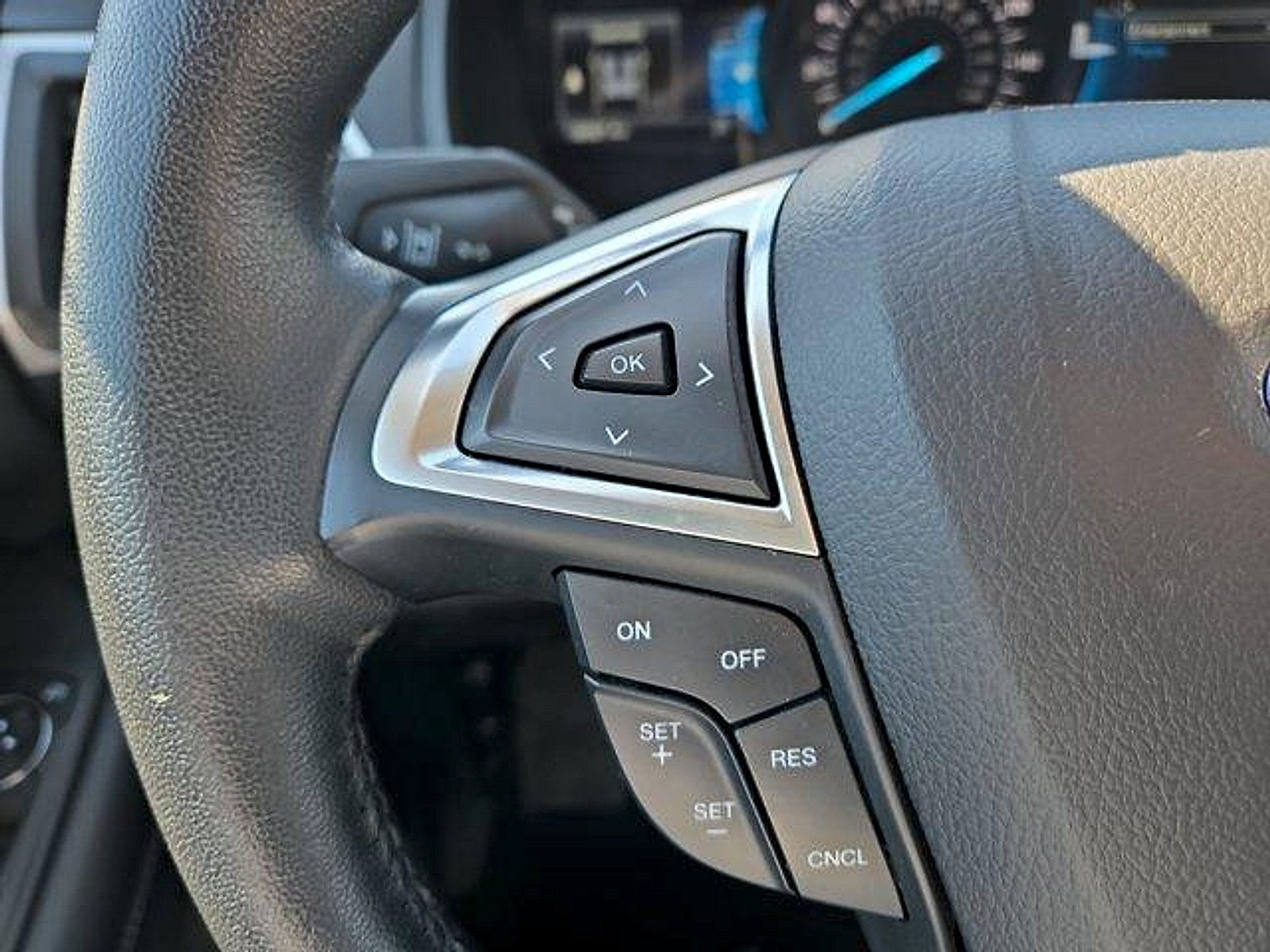 Certified 2024 Ford Edge SEL w/ Convenience Package AWD/4WD image 13