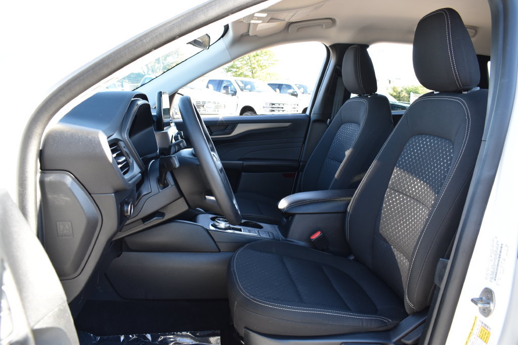 Certified 2025 Ford Escape Active AWD/4WD image 27
