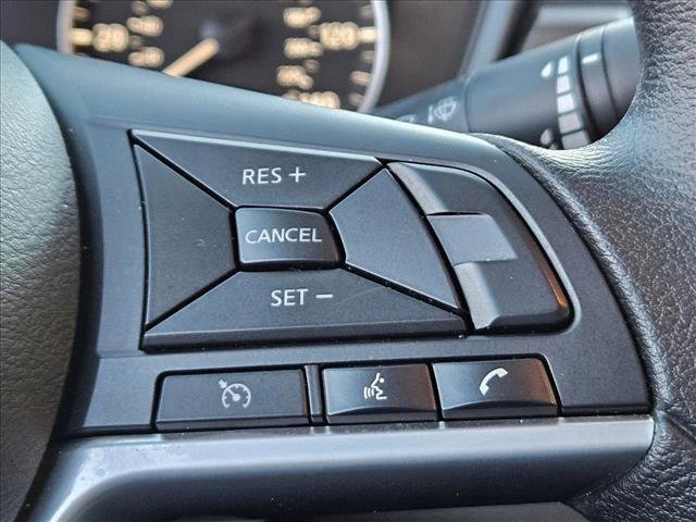 Used 2025 Nissan Altima 2.5 SV image 12