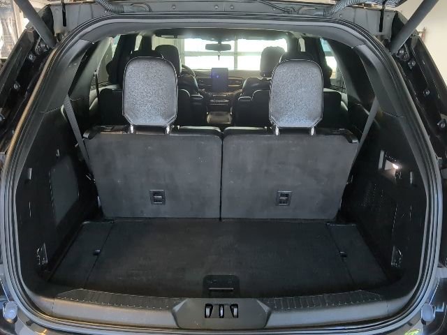 Certified 2020 Ford Explorer ST w/ ST Street Pack image 40