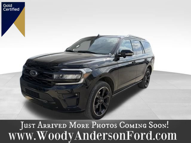 Certified 2023 Ford Expedition Limited image 1
