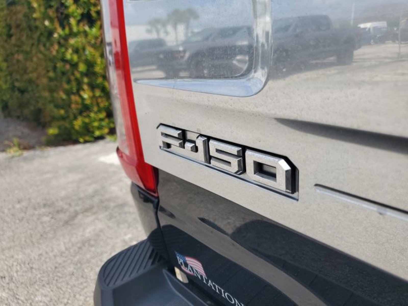 Certified 2022 Ford F150 Platinum w/ Equipment Group 701A High image 9