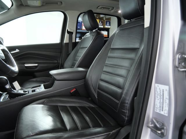 Certified 2018 Ford Escape Titanium w/ Ford Safe & Smart Package AWD/4WD image 17