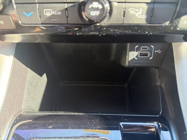 Used 2023 Jeep Compass Latitude AWD/4WD image 30