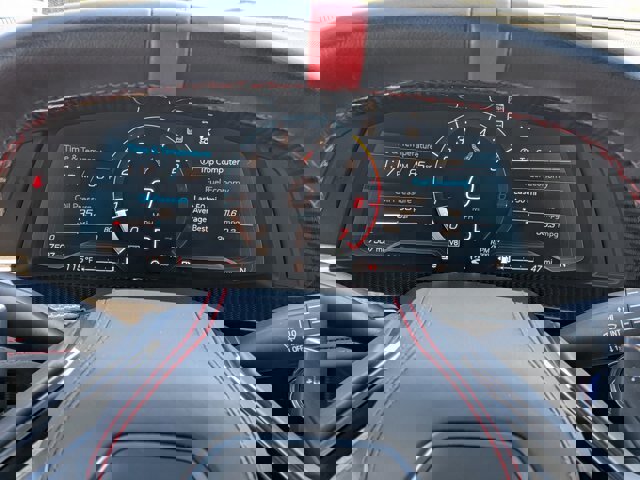 Used 2021 Chevrolet Corvette Stingray Premium Cpe w/ Z51 Performance Package image 22