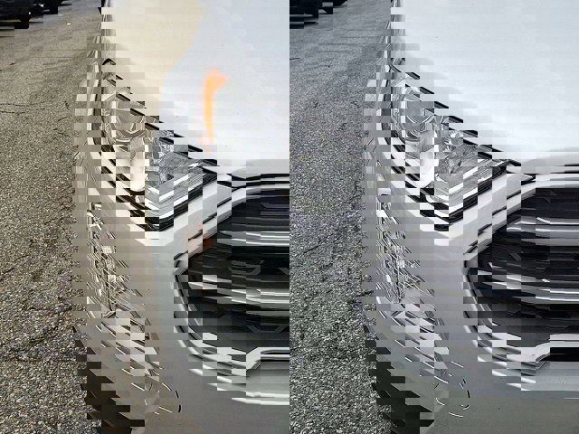 Certified 2019 Ford EcoSport SE image 29