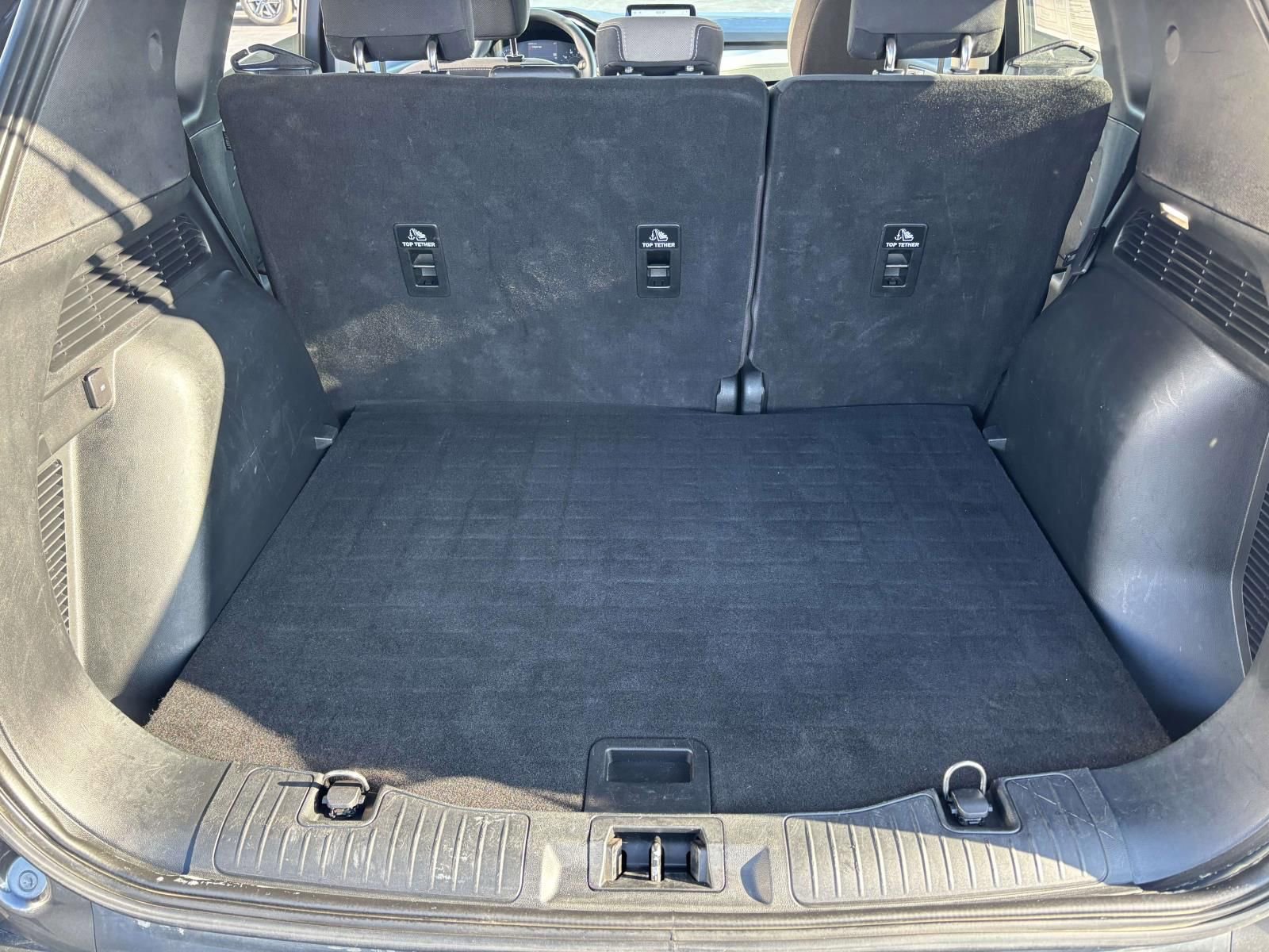 Certified 2020 Ford Escape SE image 11