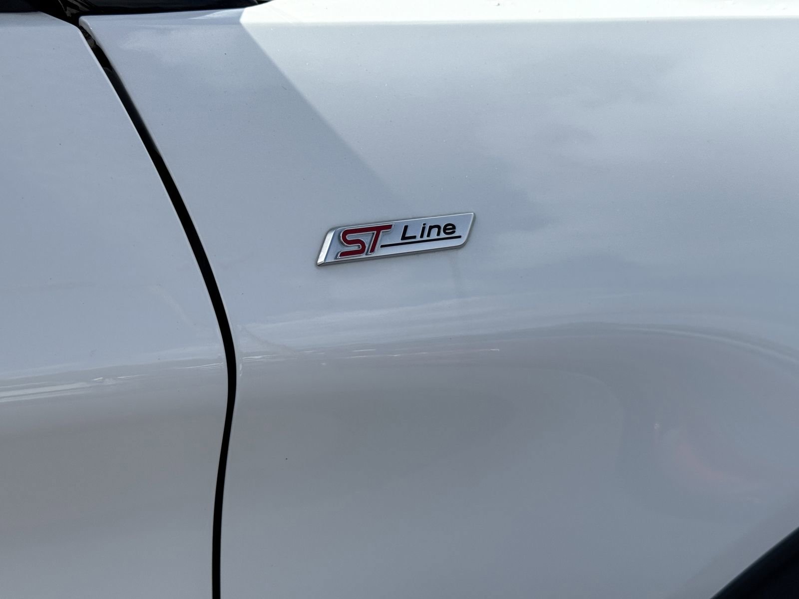 Certified 2022 Ford Explorer ST-Line w/ Class IV Trailer Tow Package RWD image 11
