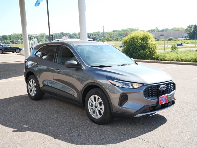 Certified 2023 Ford Escape Active AWD/4WD image 3