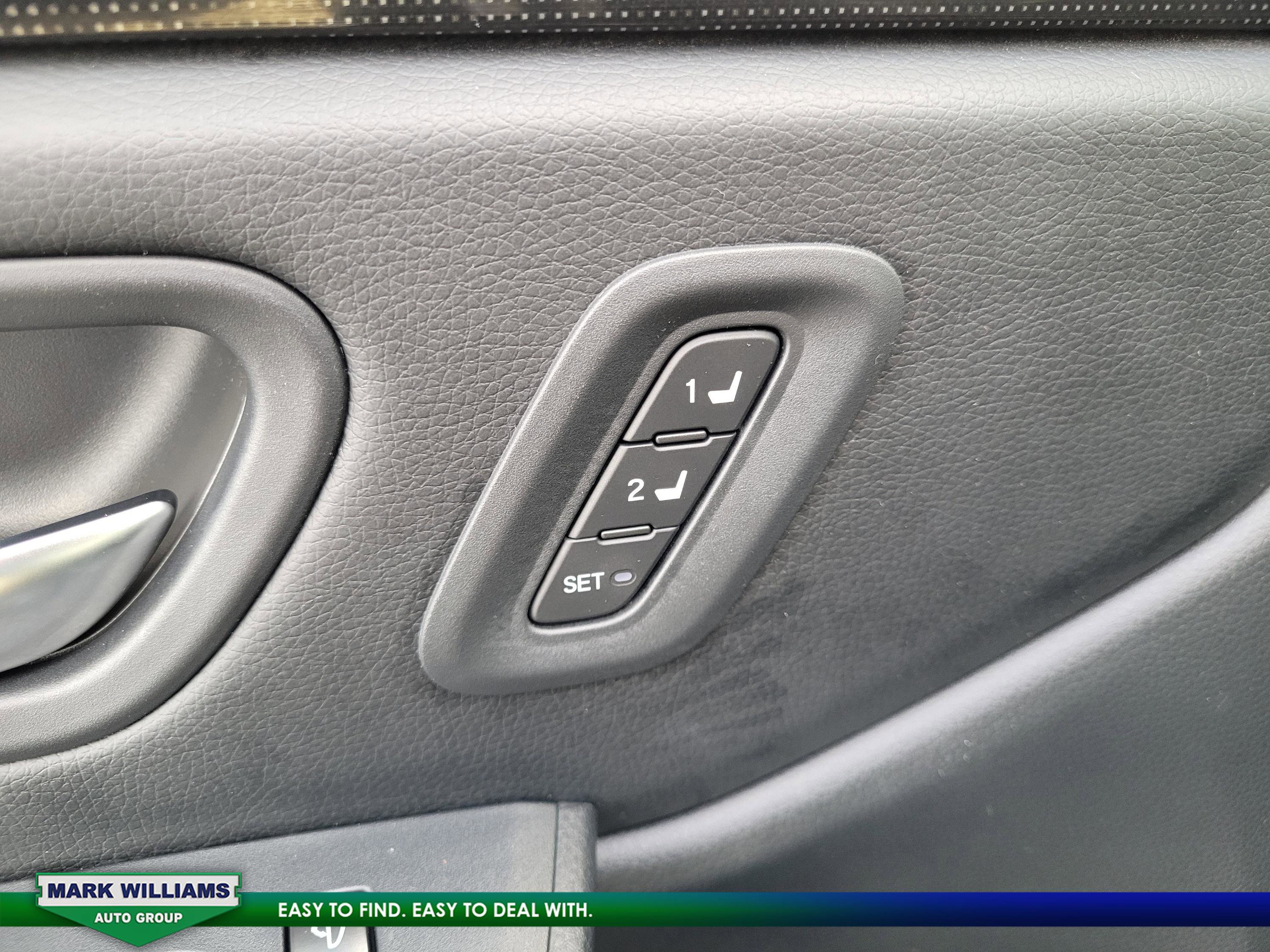 Used 2023 Honda Pilot Elite image 32