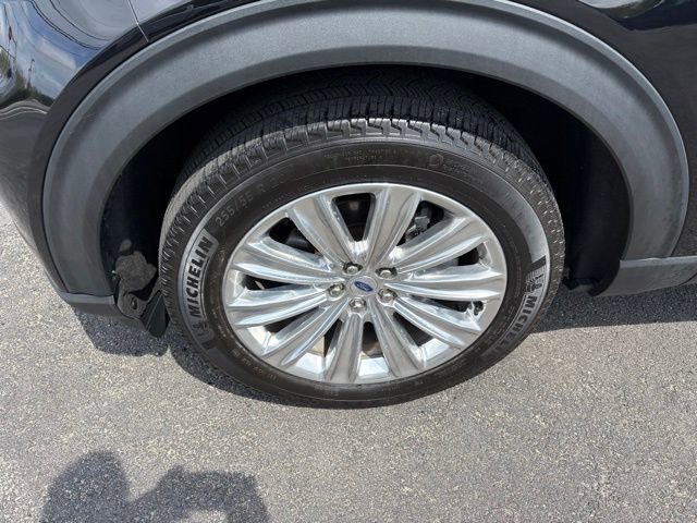Certified 2022 Ford Explorer Limited w/ Limited Technology Package AWD/4WD image 12