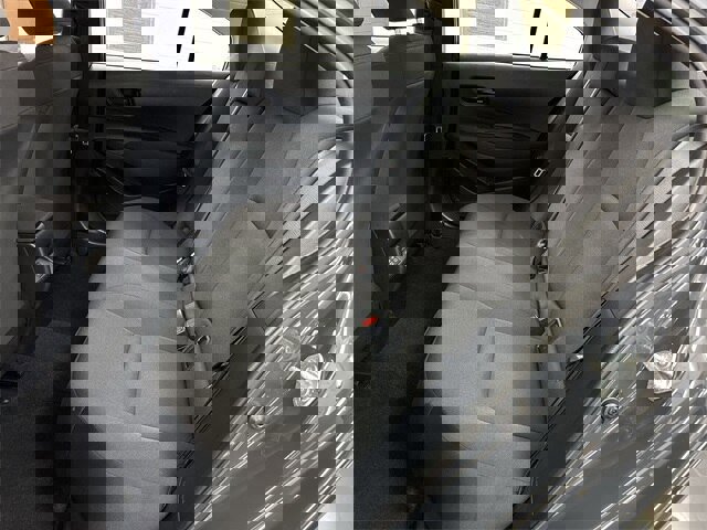 Used 2023 Toyota Corolla LE image 12