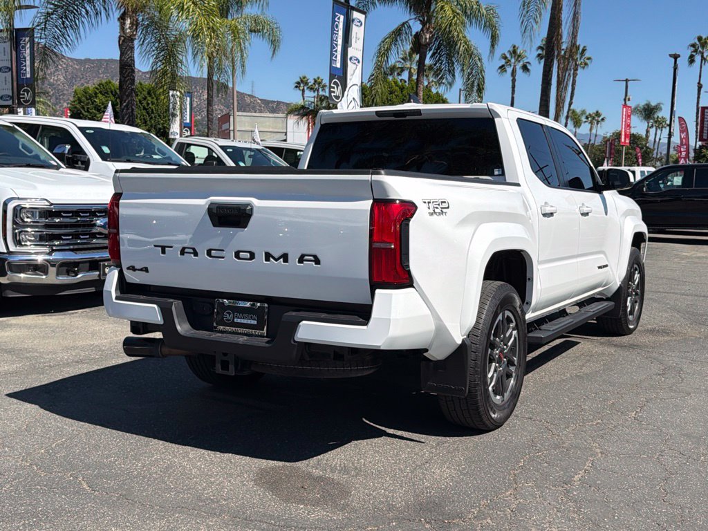 Used 2025 Toyota Tacoma TRD Sport AWD/4WD image 12