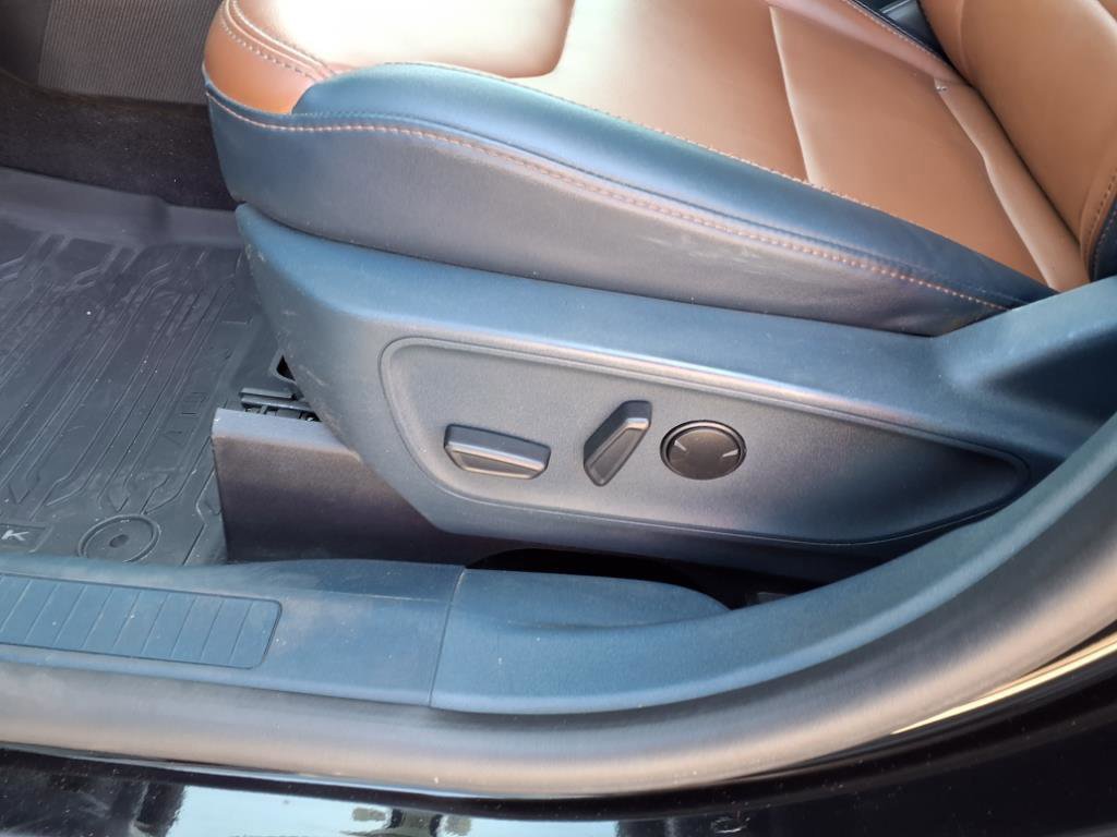 Certified 2023 Ford Maverick Lariat w/ Lariat Luxury Package image 11