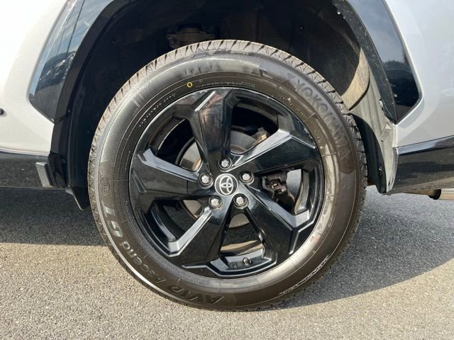 Used 2021 Toyota RAV4 XSE AWD/4WD image 13