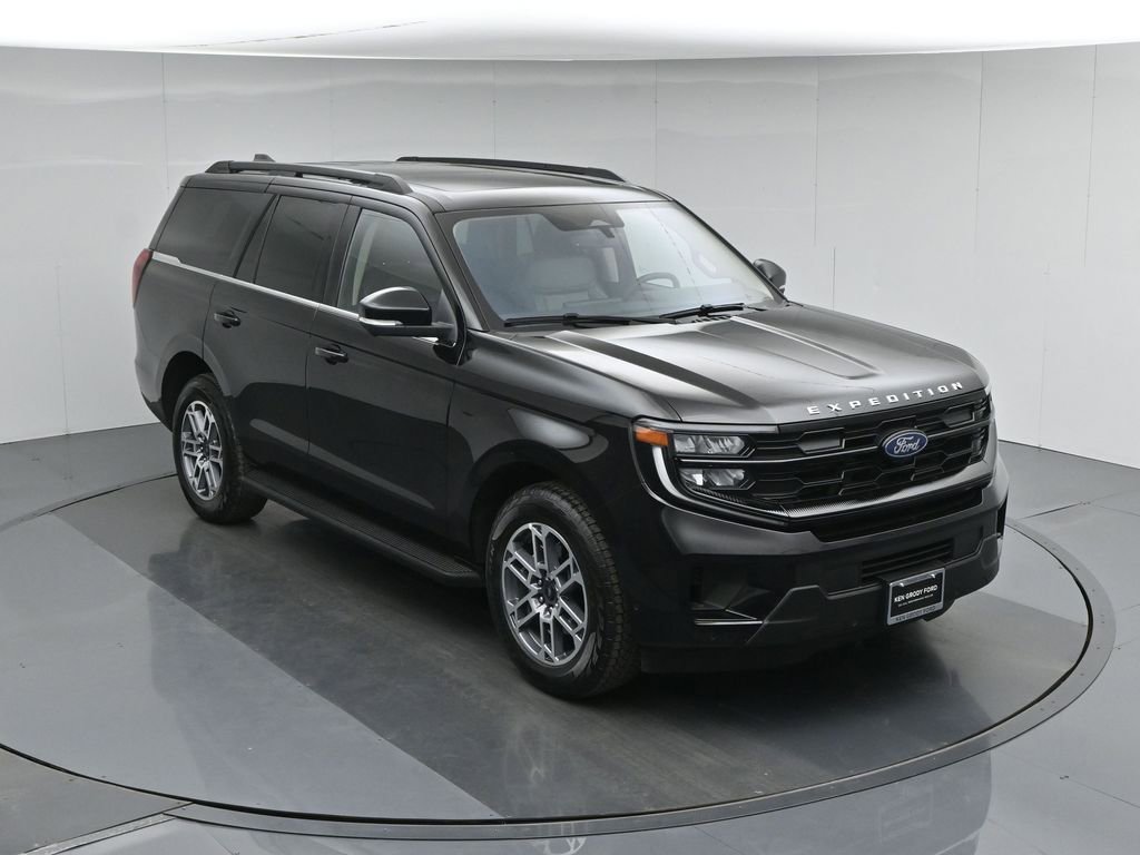 Certified 2025 Ford Expedition Active AWD/4WD image 44