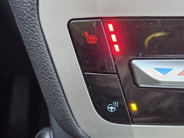 Certified 2022 Ford Explorer XLT w/ Equipment Group 202A image 25