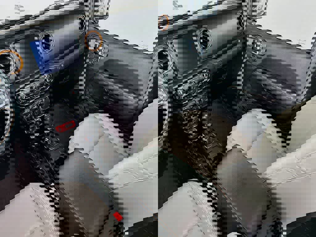 Used 2021 Jeep Gladiator Mojave image 11