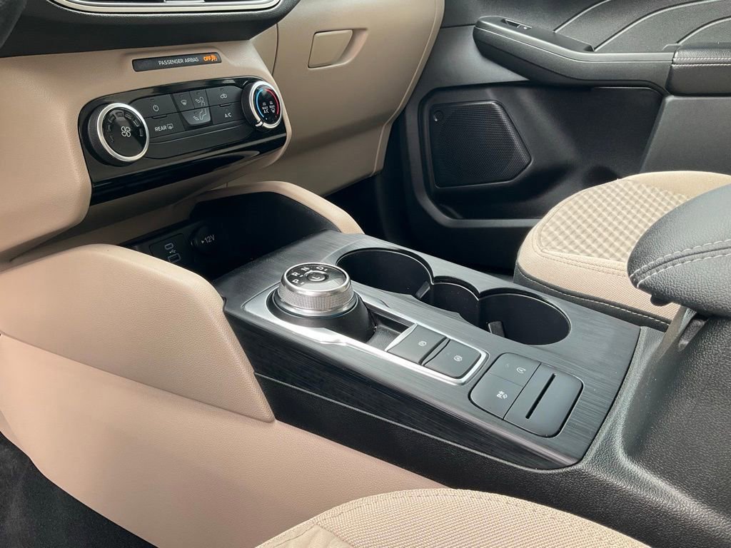 Certified 2022 Ford Escape SE image 74