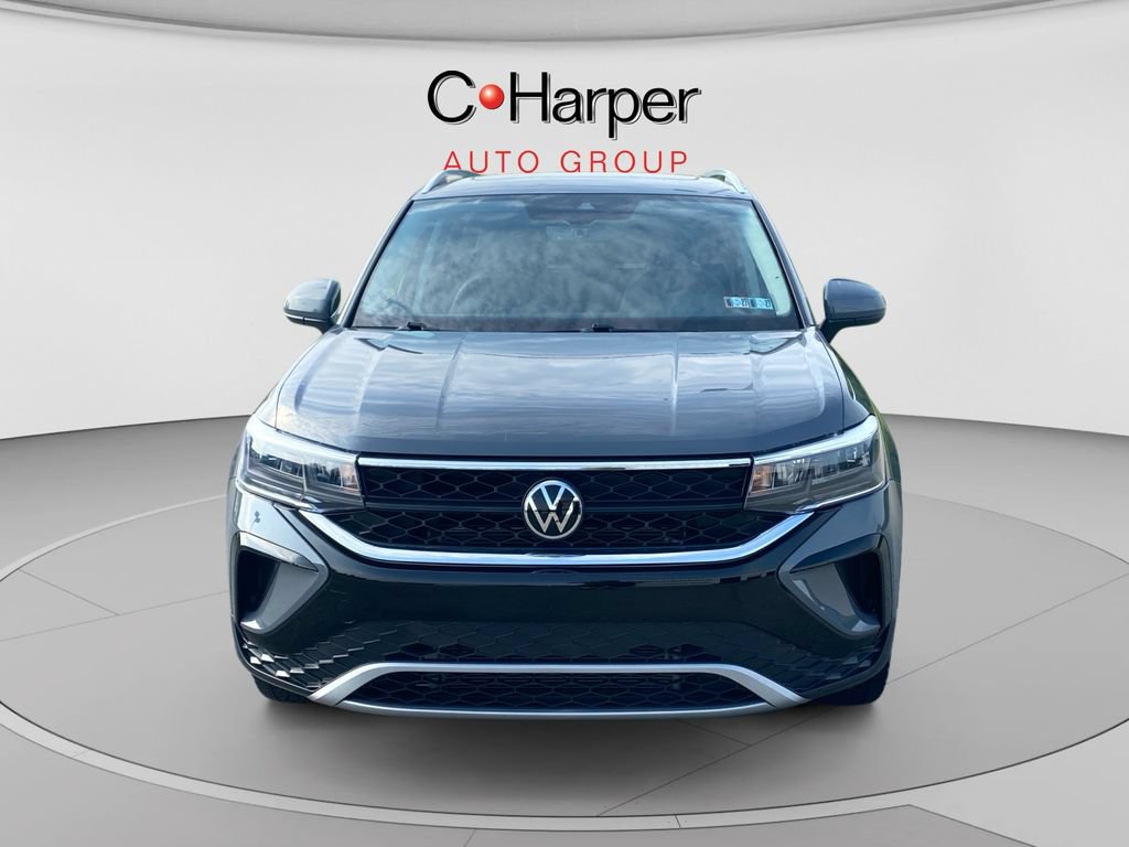 Used 2022 Volkswagen Taos SE AWD/4WD image 8