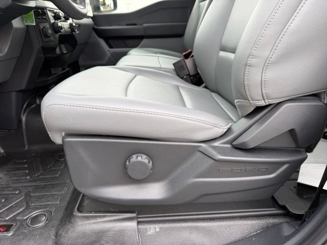 Certified 2025 Ford F350 XL AWD/4WD image 10