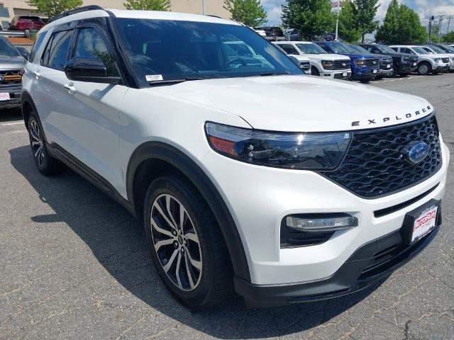 Certified 2023 Ford Explorer ST AWD/4WD image 2