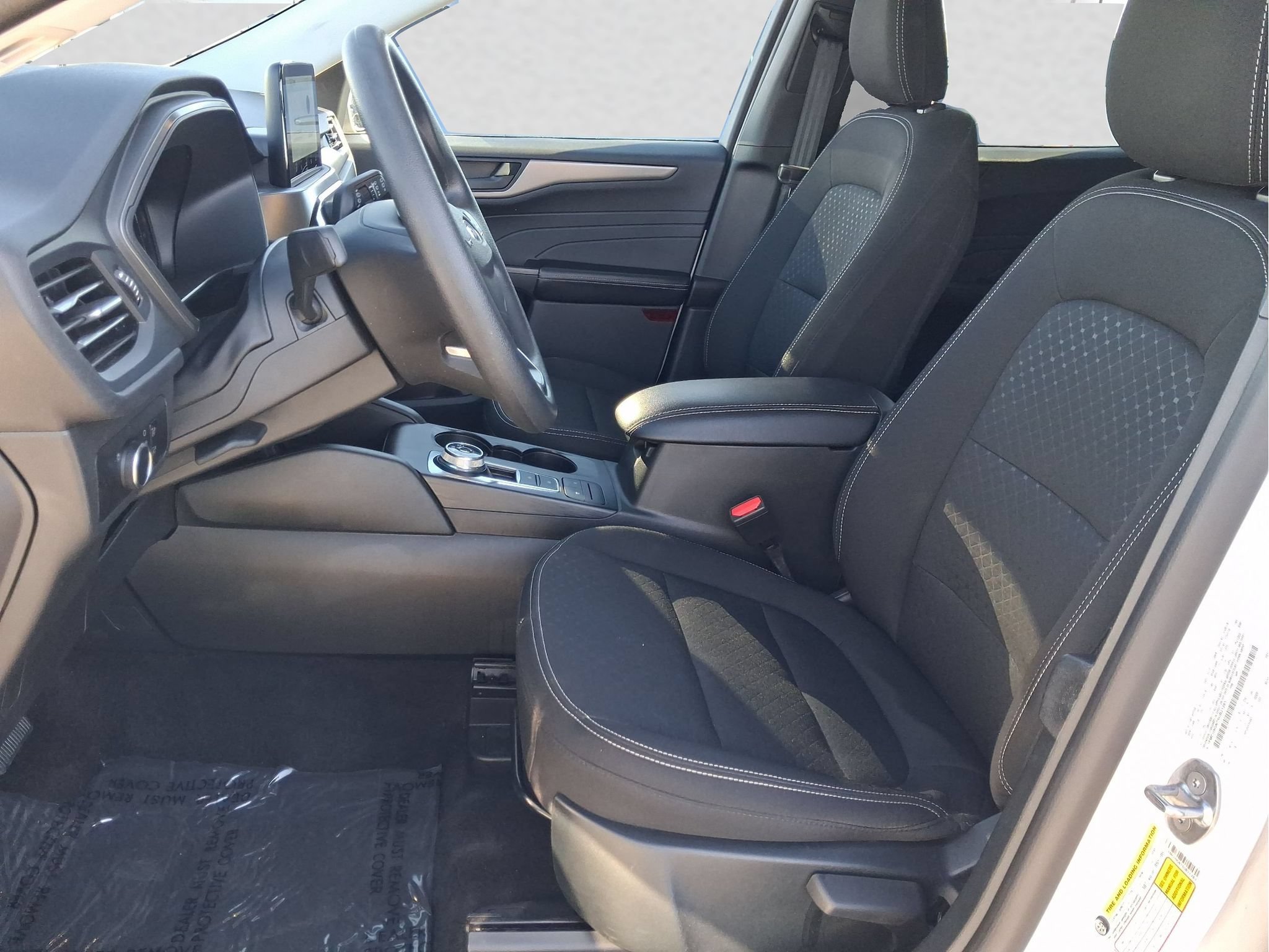 Certified 2025 Ford Escape Active AWD/4WD image 10