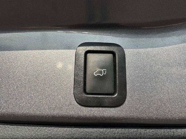 Used 2018 Toyota Highlander Limited w/ Protection Package #3 AWD/4WD image 21