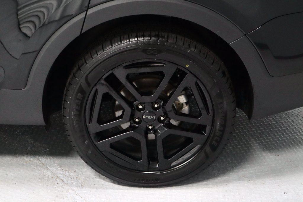 Used 2025 Kia Telluride EX X-Line AWD/4WD image 20