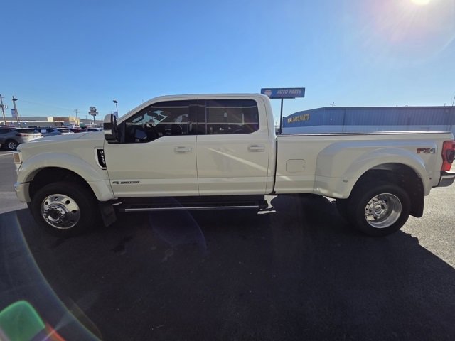 Certified 2022 Ford F450 Lariat w/ Lariat Value Package image 2
