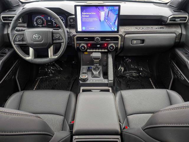 Used 2025 Toyota Tacoma Limited AWD/4WD image 23