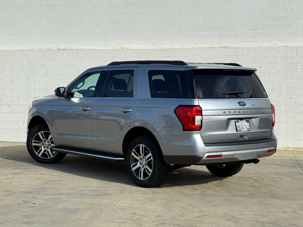 Certified 2023 Ford Expedition XLT image 4