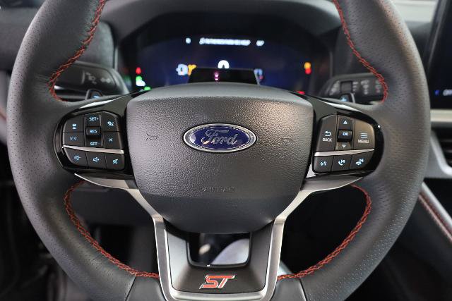 Certified 2025 Ford Explorer ST AWD/4WD image 15