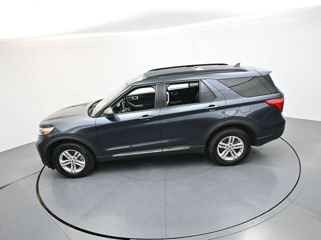Certified 2023 Ford Explorer XLT w/ Equipment Group 202A AWD/4WD image 37