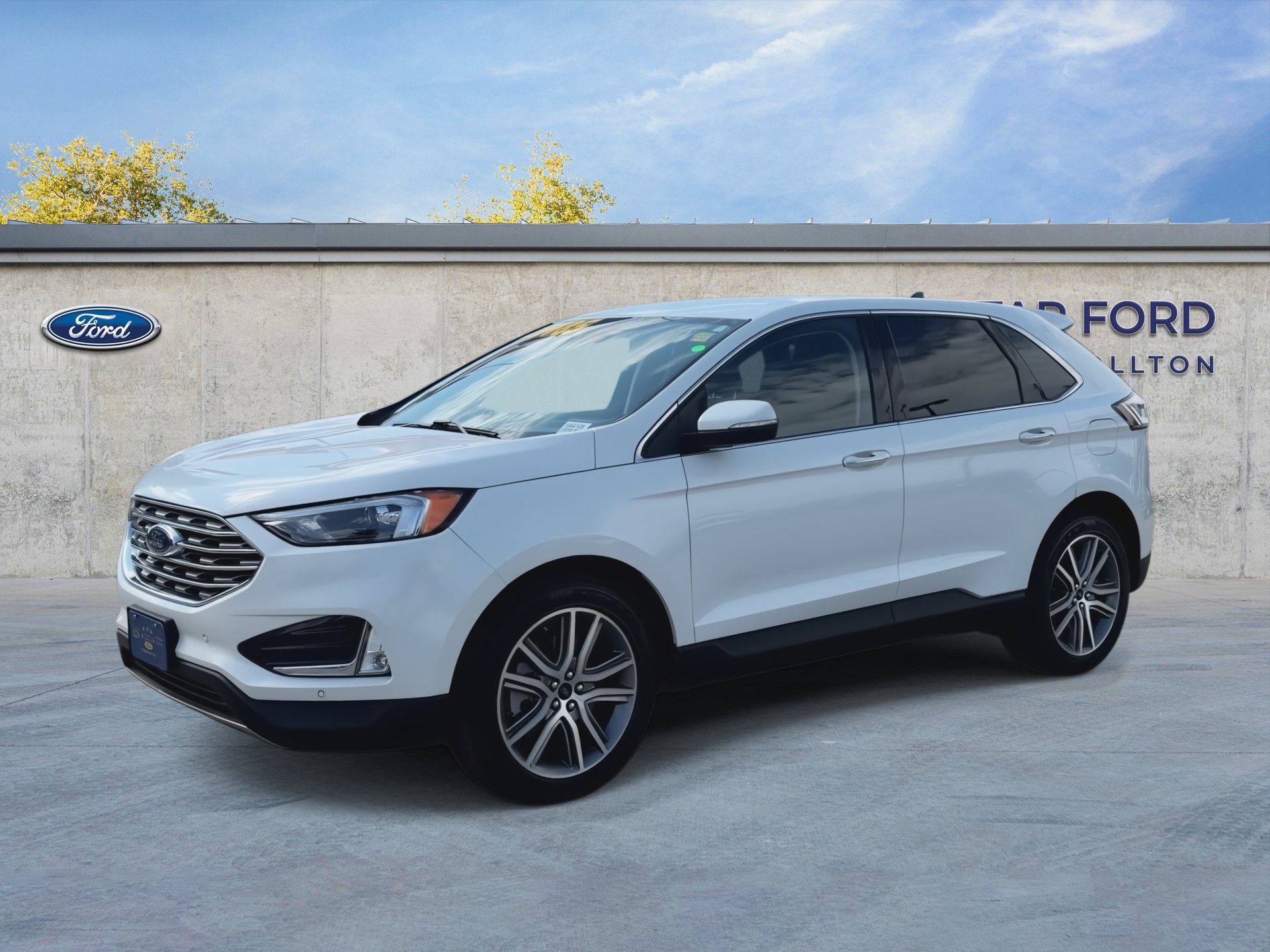 Certified 2023 Ford Edge Titanium AWD/4WD image 4