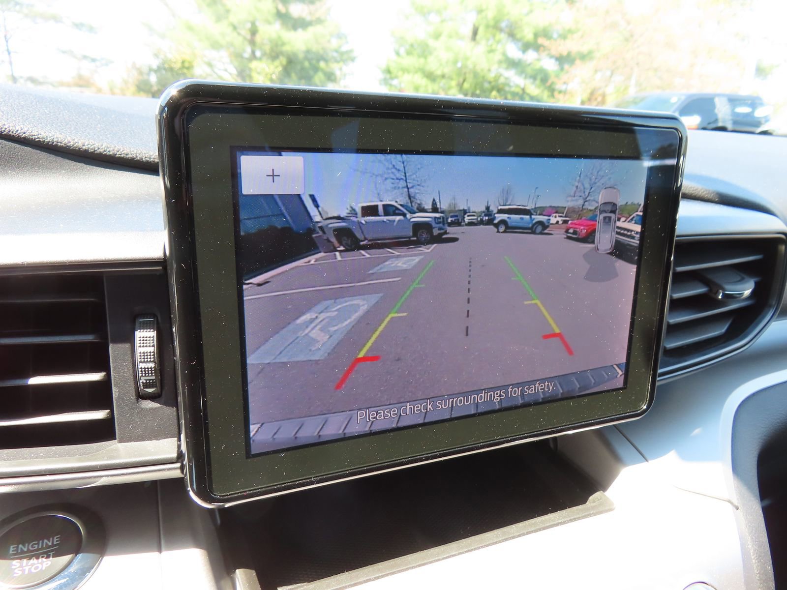 Certified 2022 Ford Explorer XLT AWD/4WD image 23