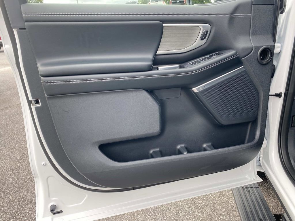 Certified 2025 Ford Expedition Max Platinum AWD/4WD image 19