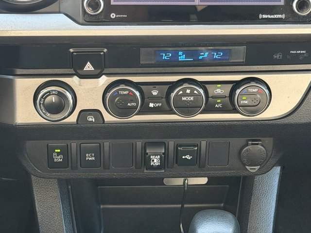 Used 2022 Toyota Tacoma SR5 w/ Technology Package AWD/4WD image 27
