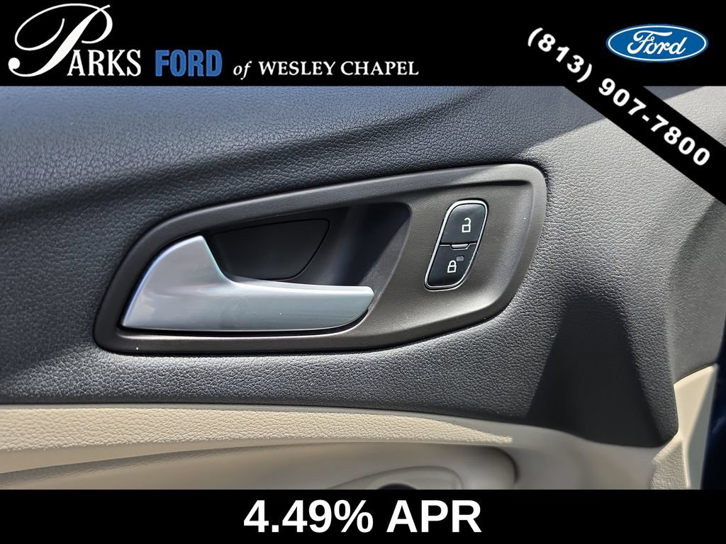Certified 2017 Ford Escape SE w/ SE Leather Comfort Package FWD image 18