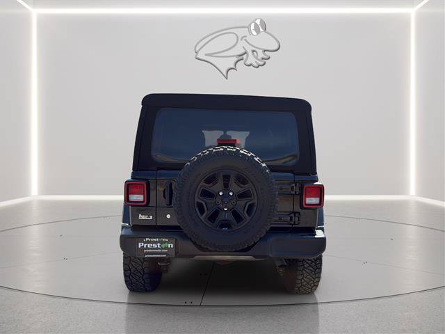 Used 2018 Jeep Wrangler Unlimited Sport S AWD/4WD image 4