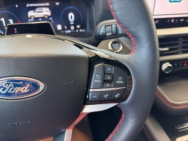 Certified 2025 Ford Explorer ST-Line AWD/4WD image 32