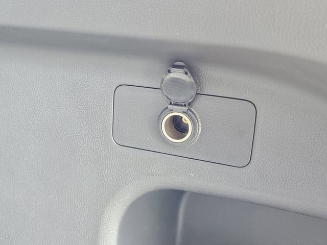 Used 2023 Toyota RAV4 XLE Premium image 29