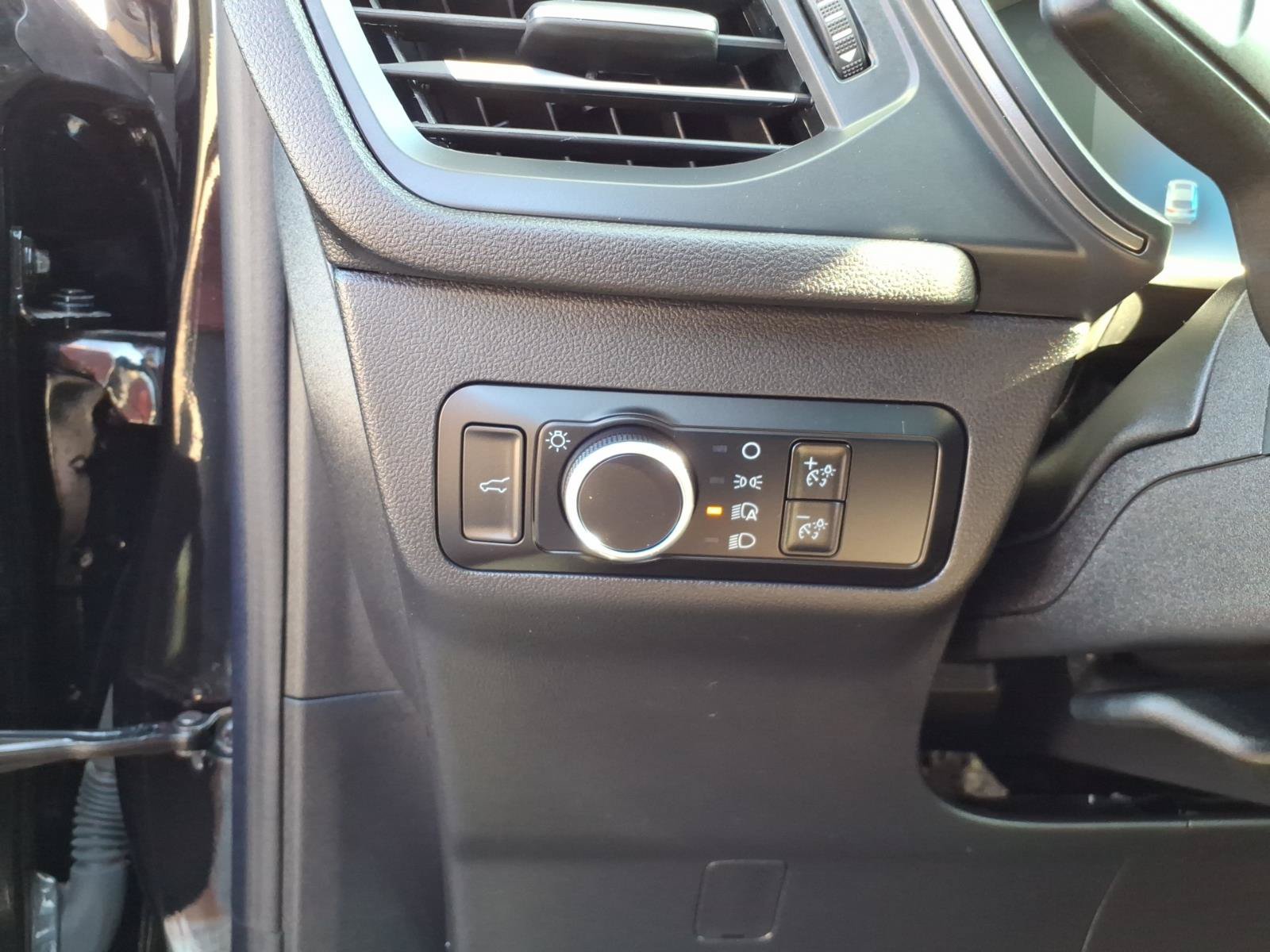Certified 2025 Ford Escape Active w/ Tech Pack #1 FWD image 18