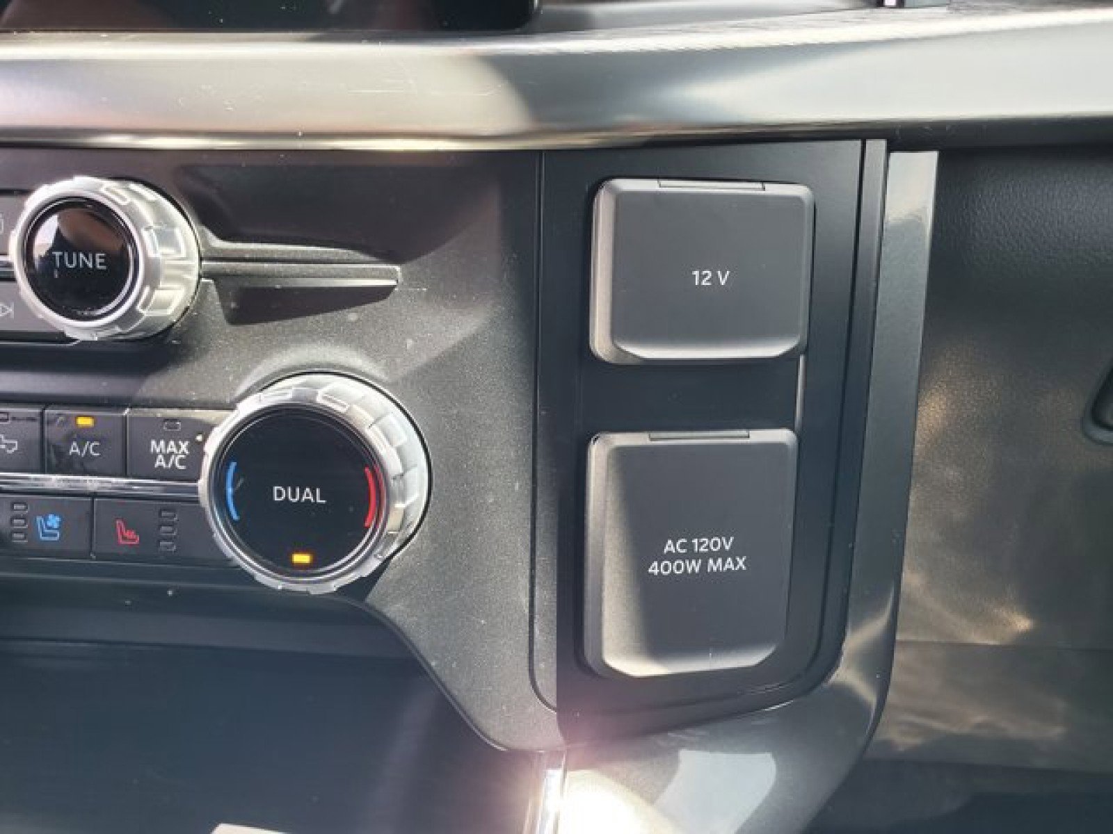 Certified 2023 Ford F150 Lariat AWD/4WD image 26
