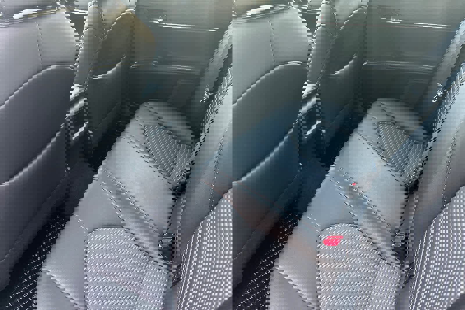 Used 2024 Toyota Camry SE FWD image 10